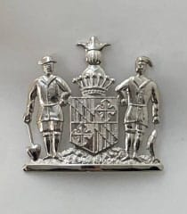 hat badge Maryland crest