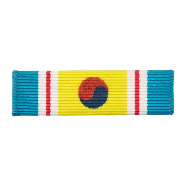 7796895 Badge Design